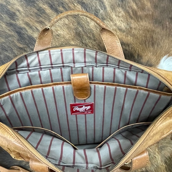 Unisex Rawlings Adjustable Brown Baseball Glove Leather Messenger Bag - Picture 14 of 16